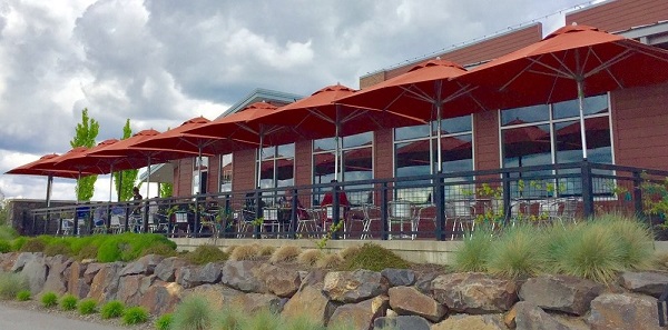 terracotta canopy colour on an aluminium centre-pole parasol