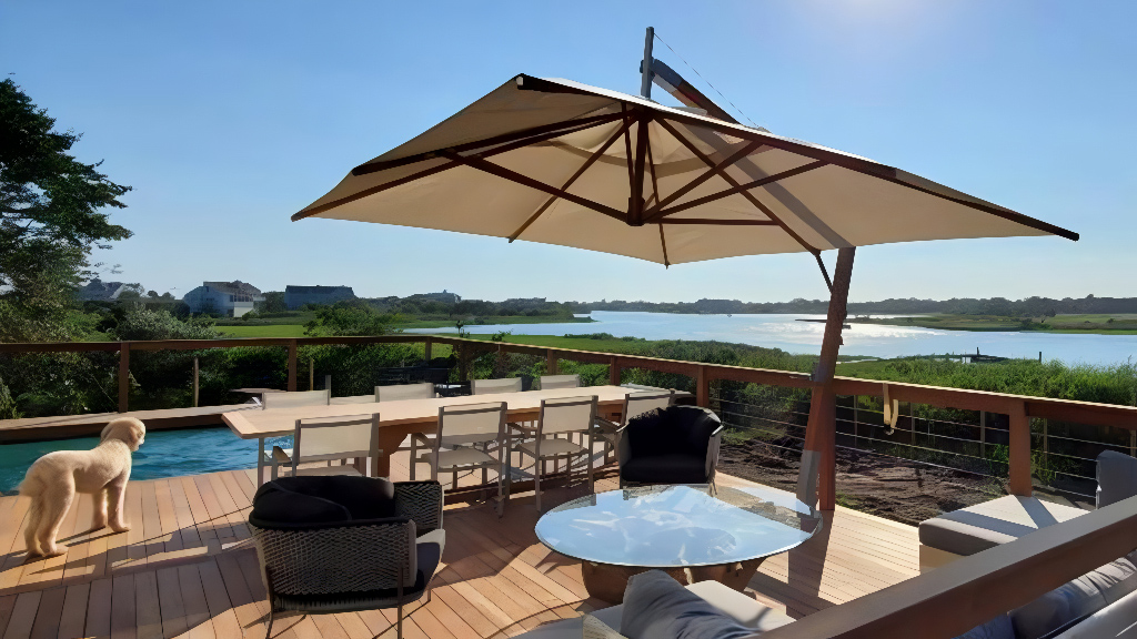 garden cantilever parasol on a deck choosing parasol position guide